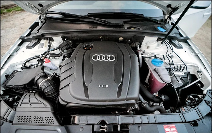 Audi A4 cena 38999 przebieg: 240000, rok produkcji 2013 z Kolonowskie małe 667